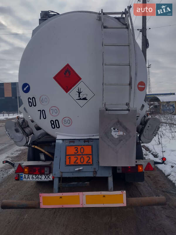 Цистерна полуприцеп Trailor S 1993 в Черновцах