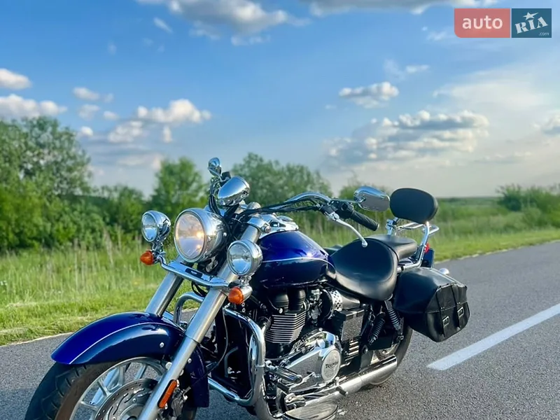 Triumph America 2015