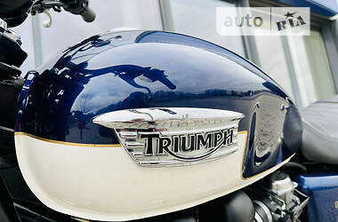 Мотоцикл Без обтікачів (Naked bike) Triumph Bonneville 2011 в Рівному