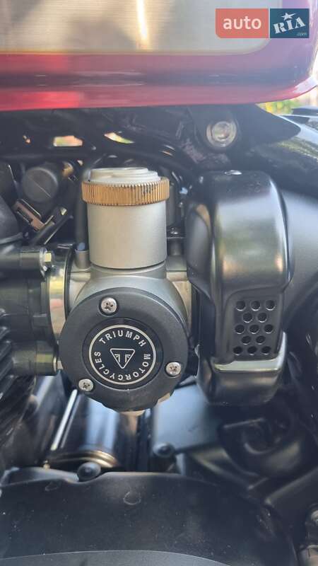 Боббер Triumph Bonneville 2022 в Вышгороде