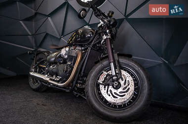 Мотоцикл Круизер Triumph Bonneville 2020 в 