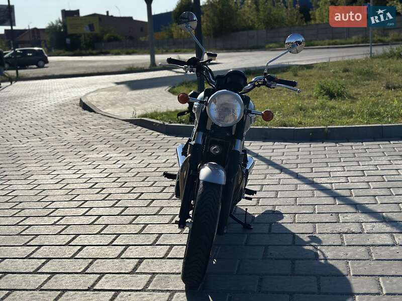 Мотоцикл Классік Triumph Bonneville 2014 в Рівному