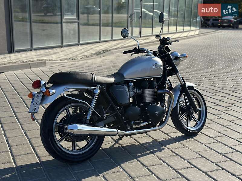Мотоцикл Классік Triumph Bonneville 2014 в Рівному