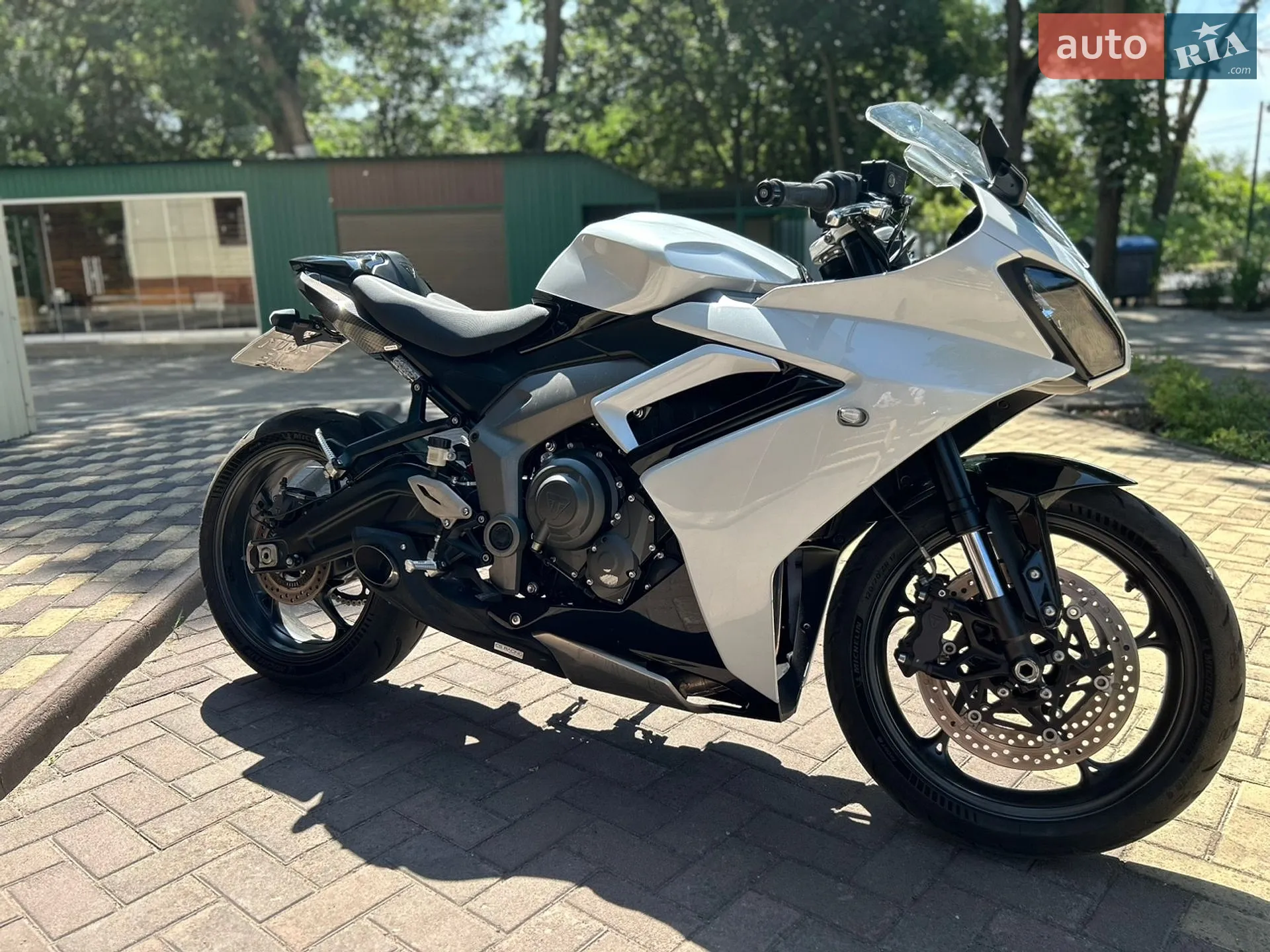 TRIUMPH DAYTONA 660 2024 VIN SMTL23UF7STBW5959 фото оголошення 9 з 12