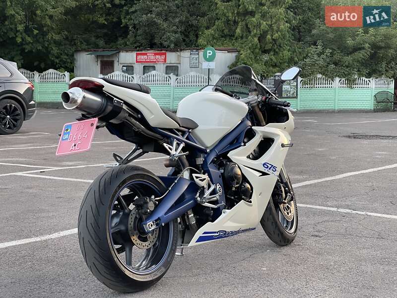 Спортбайк Triumph Daytona 675 2010 в Дубно