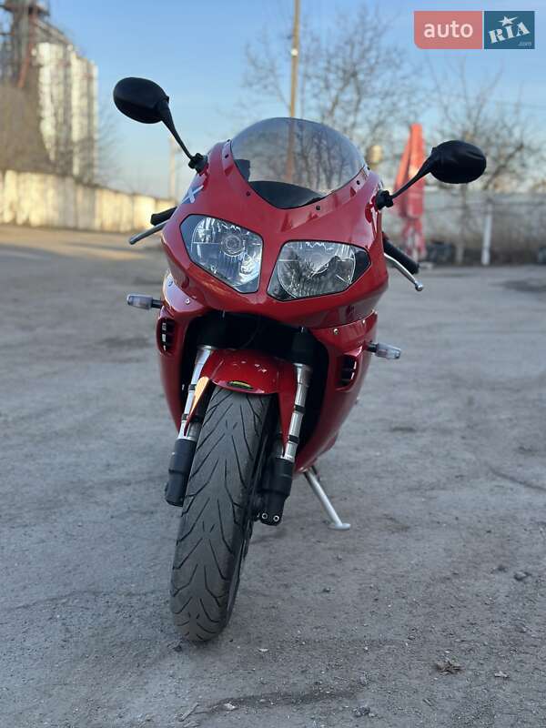Мотоцикл Багатоцільовий (All-round) Triumph Daytona 2004 в Вінниці
