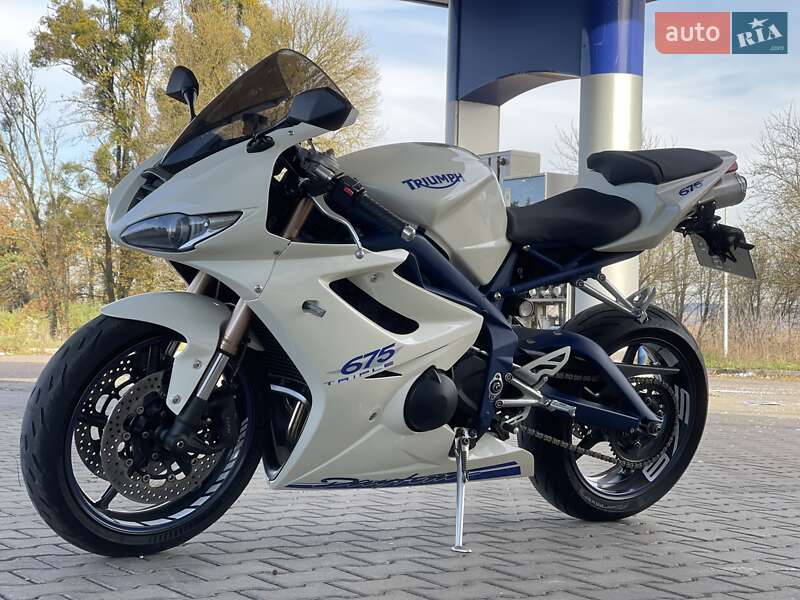 Triumph Daytona 2010