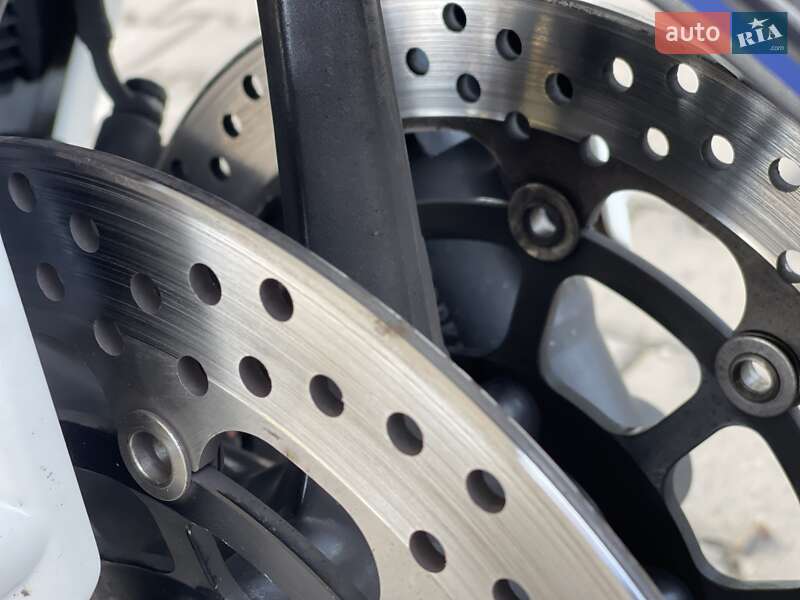 Спортбайк Triumph Daytona 2010 в Дубно