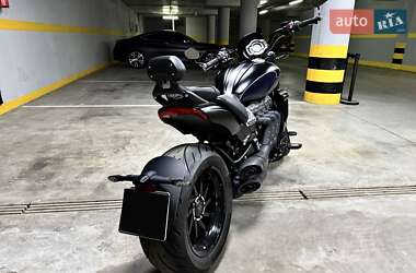 Мотоцикл Круізер Triumph Rocket 3 2024 в 