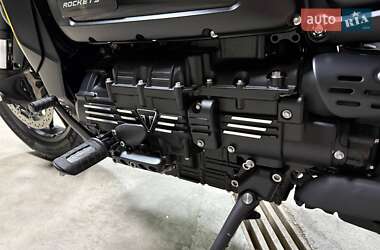 Мотоцикл Круізер Triumph Rocket 3 2024 в 