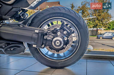 Мотоцикл Круізер Triumph Rocket 3 2020 в 