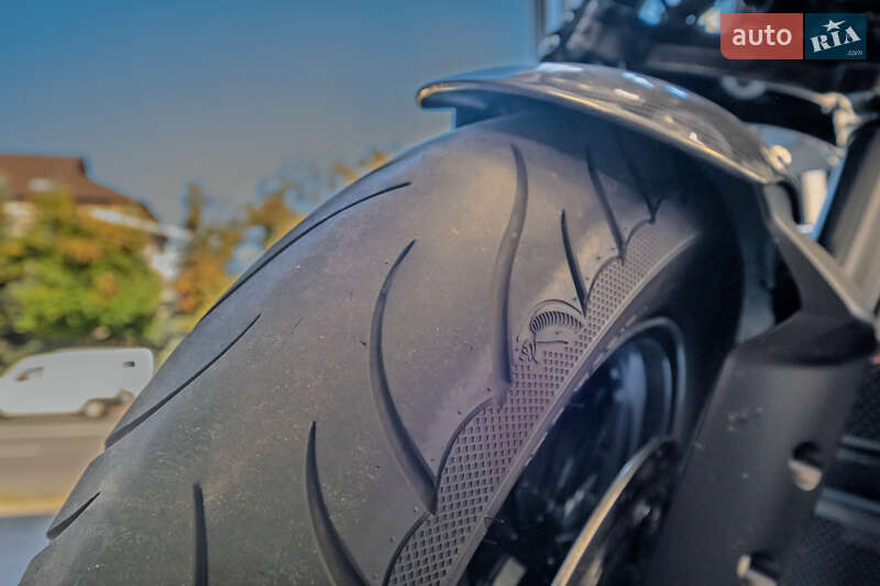 Мотоцикл Круизер Triumph Rocket 3 2020 в Киеве