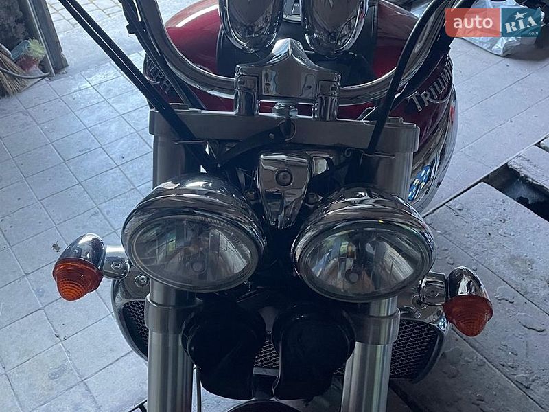 Боббер Triumph Rocket 3 2004 в Хмельницком