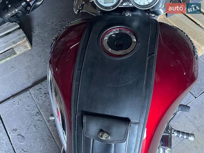 Боббер Triumph Rocket 3 2004 в Хмельницком