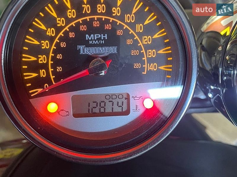Боббер Triumph Rocket 3 2004 в Хмельницком