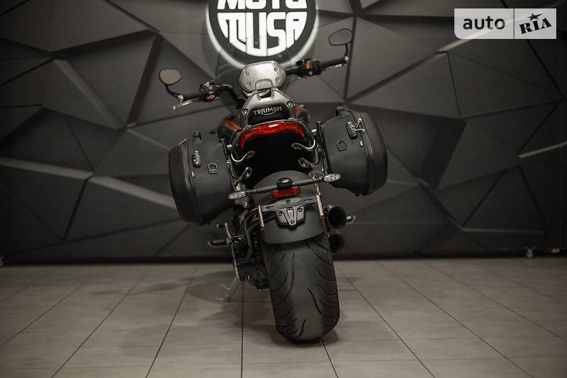 Мотоцикл Круизер Triumph Rocket III 2020 в Киеве