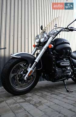 Мотоцикл Круизер Triumph Rocket III 2018 в 