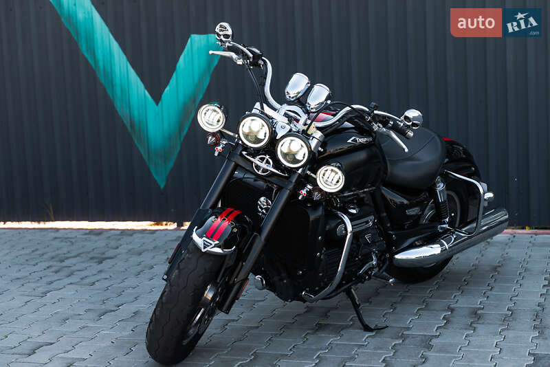 Triumph Rocket III 2016