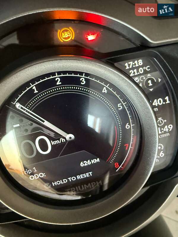 Мотоцикл Круизер Triumph Rocket III 2023 в Кременчуге фото 15 Мотоцикл Круизер Triumph Rocket III 2023 в Кременчуге