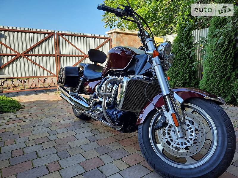 Triumph Rocket