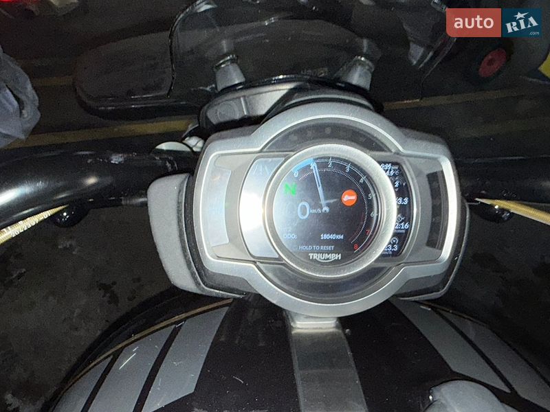 Мотоцикл Круизер Triumph Rocket 2020 в Киеве