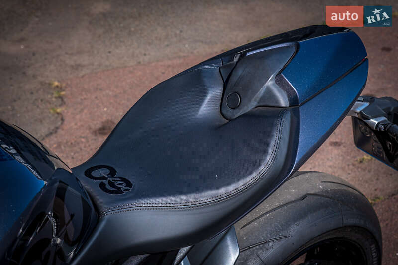 Спортбайк Triumph Speed Triple 2023 в Києві