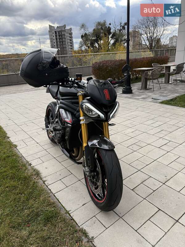Мотоцикл Без обтекателей (Naked bike) Triumph Speed Triple 2022 в Киеве