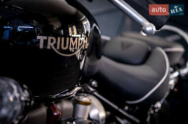 Мотоцикл Круизер Triumph Speedmaster 2022 в 