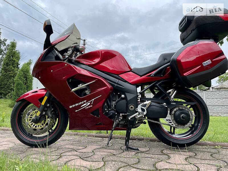 Triumph Sprint