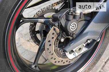 Мотоцикл Без обтекателей (Naked bike) Triumph Street Triple 675 2016 в Виннице