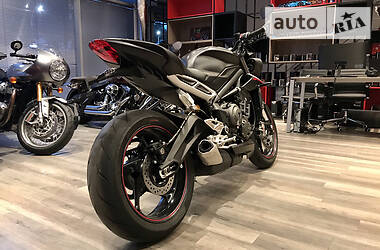Мотоцикл Без обтекателей (Naked bike) Triumph Street Triple 2018 в 