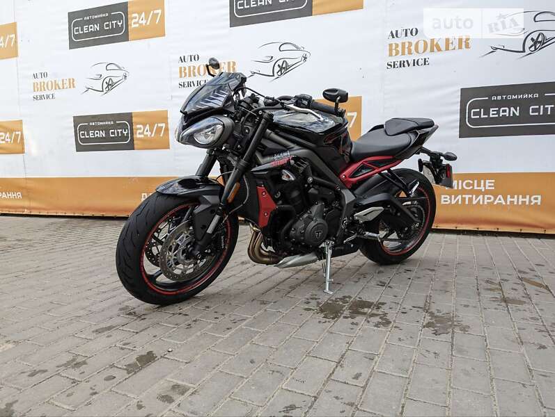 Мотоцикл Без обтікачів (Naked bike) Triumph Street Triple 2021 в Сумах