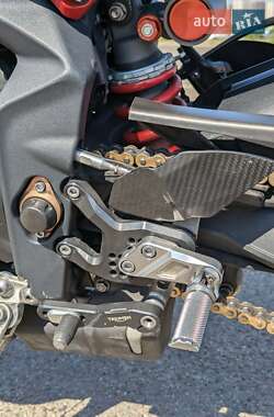 Мотоцикл Без обтекателей (Naked bike) Triumph Street Triple 2015 в 