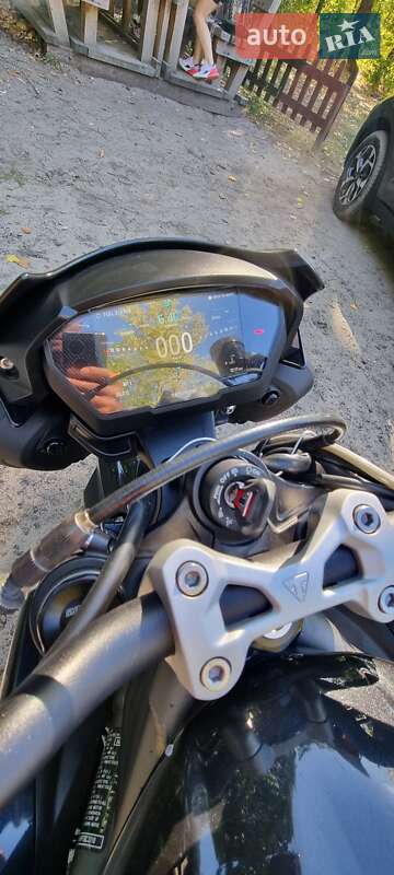 Мотоцикл Без обтікачів (Naked bike) Triumph Street Triple 2022 в Черкасах фото 7 Мотоцикл Без обтікачів (Naked bike) Triumph Street Triple 2022 в Черкасах