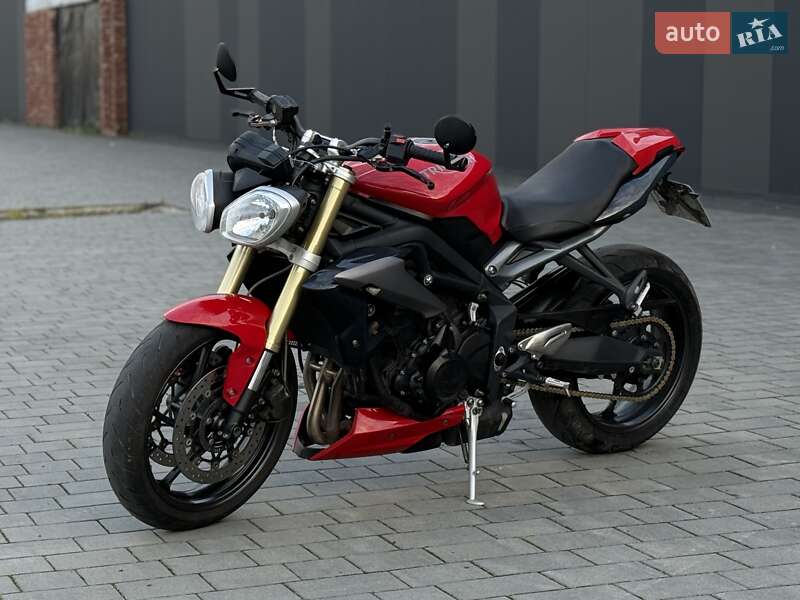 Мотоцикл Без обтікачів (Naked bike) Triumph Street Triple 2015 в Хмельницькому