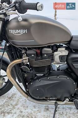 Мотоцикл Классік Triumph Street Twin 2022 в Києві