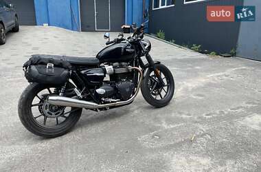 Мотоцикл Классик Triumph Street Twin 2018 в 