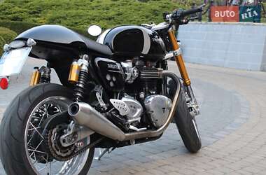 Мотоцикл Кастом Triumph Thruxton 2016 в 