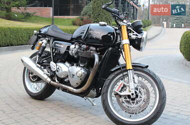 Мотоцикл Кастом Triumph Thruxton 2016 в 