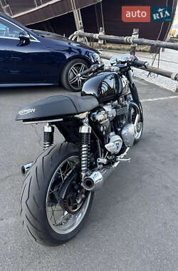 Кафе рейсер Triumph Thruxton 2016 в 