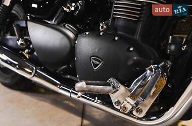 Мотоцикл Круизер Triumph Thunderbird 1700 2016 в 