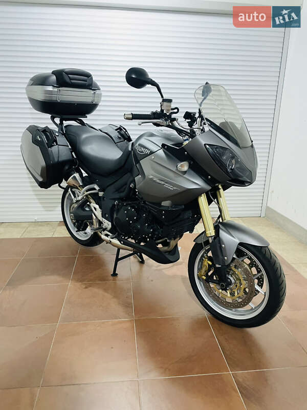 Мотоцикл Многоцелевой (All-round) Triumph Tiger 2010 в Киеве