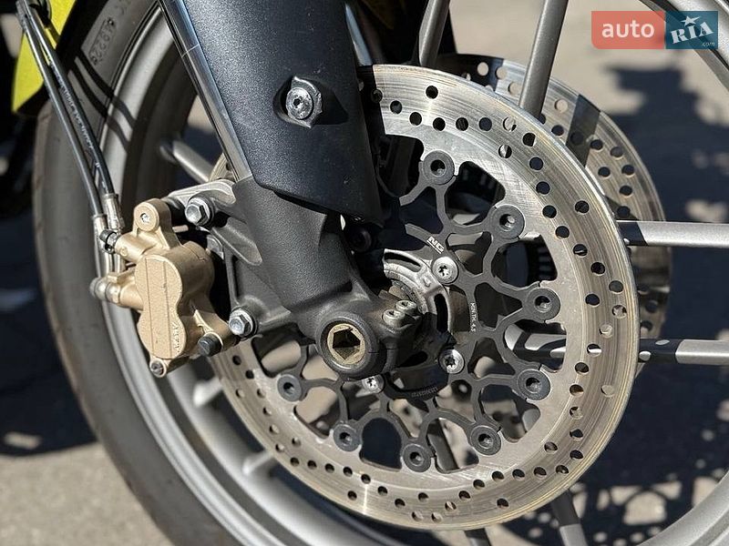 Мотоцикл Внедорожный (Enduro) Triumph Tiger 2012 в Чернигове