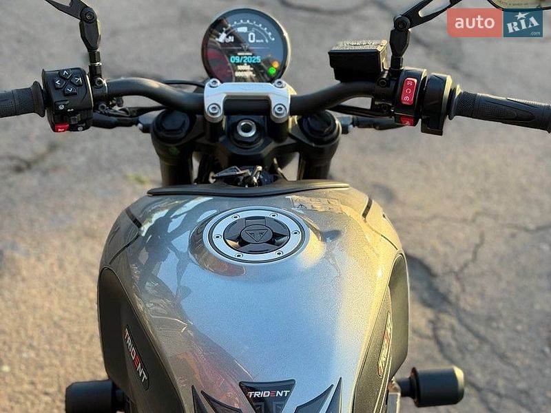Мотоцикл Без обтекателей (Naked bike) Triumph Trident 660 2023 в Киеве