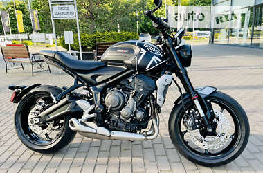 Мотоцикл Без обтекателей (Naked bike) Triumph Trident 2023 в Ровно