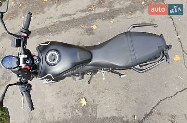Мотоцикл Без обтікачів (Naked bike) Triumph Trident 2023 в  фото 5 Мотоцикл Без обтікачів (Naked bike) Triumph Trident 2023 в