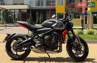 Мотоцикл Без обтекателей (Naked bike) Triumph Trident 2023 в Киеве фото 6 Мотоцикл Без обтекателей (Naked bike) Triumph Trident 2023 в Киеве