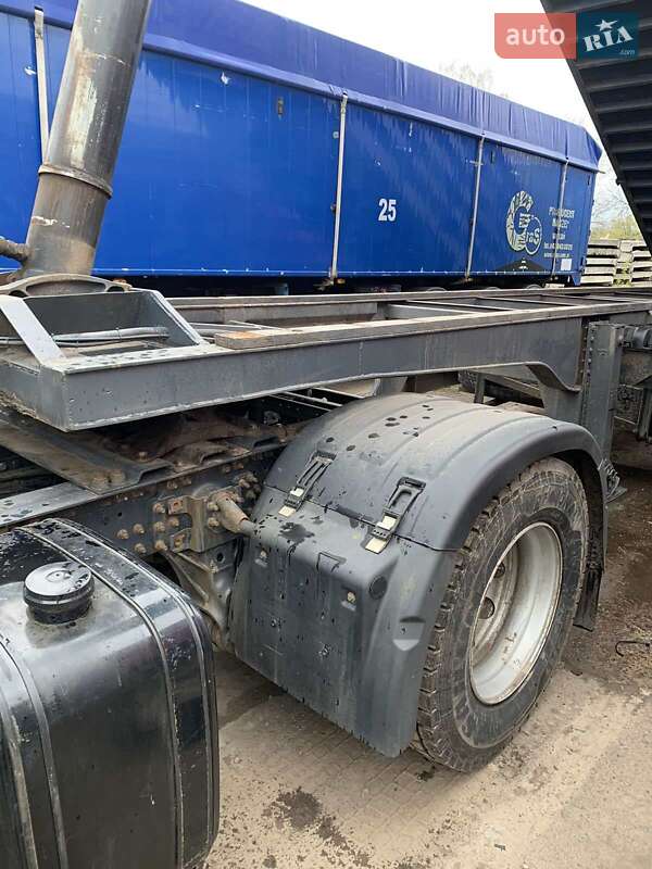 Самоскид напівпричіп Trouillet SR 2006 в Сумах