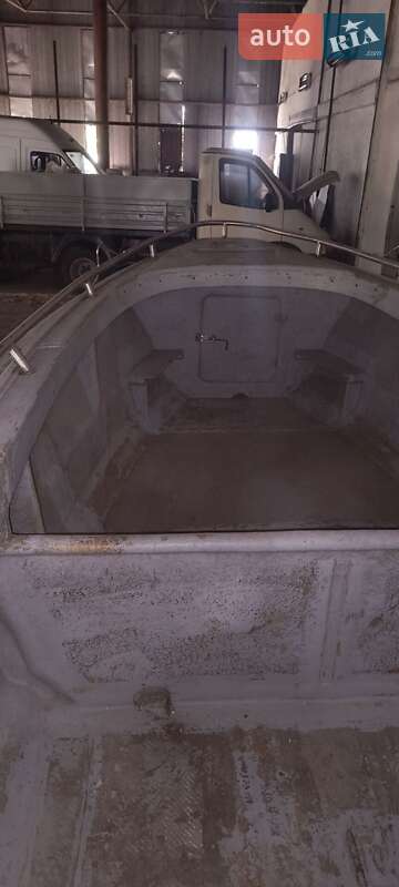 Катер Тунец 7 2008 в Запорожье