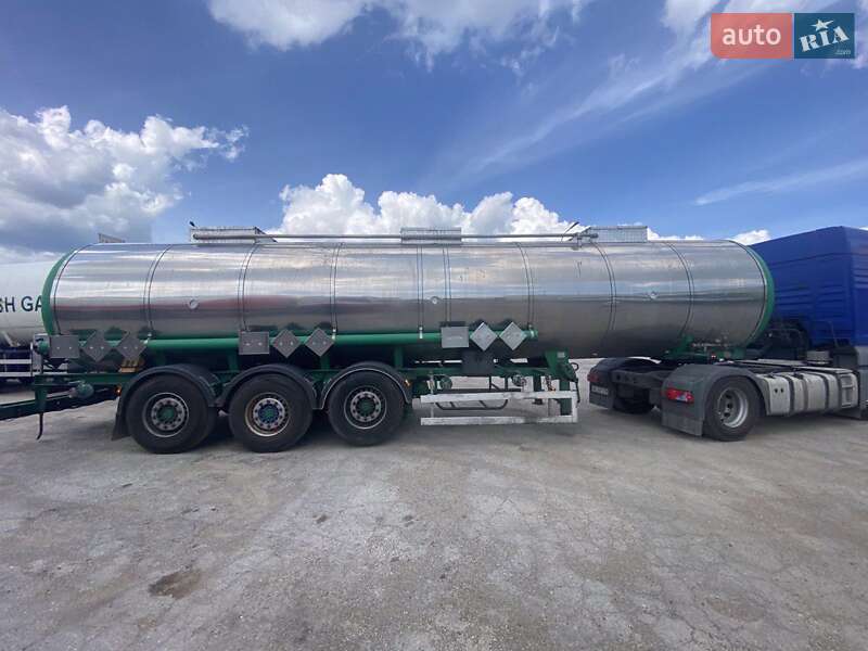 Цистерна Turbud T-H-C31 2005 в Дніпрі